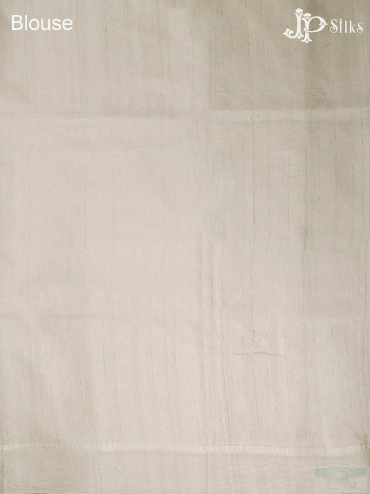 Off-White Semi Tussar Saree - G181