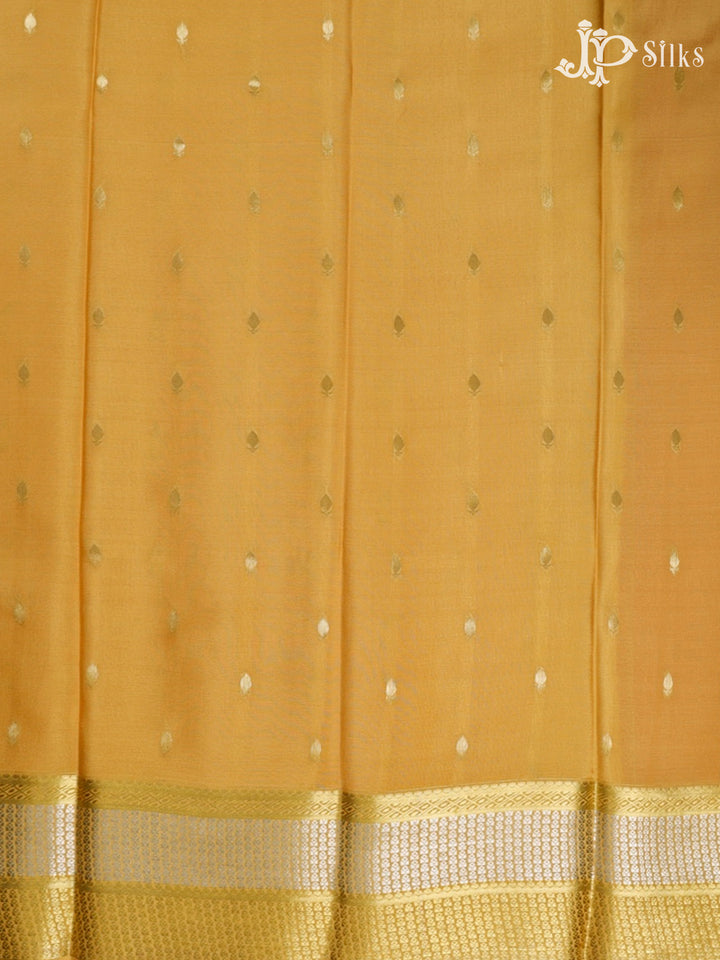Red And Beige Gold Mysore Silk Saree - D4759