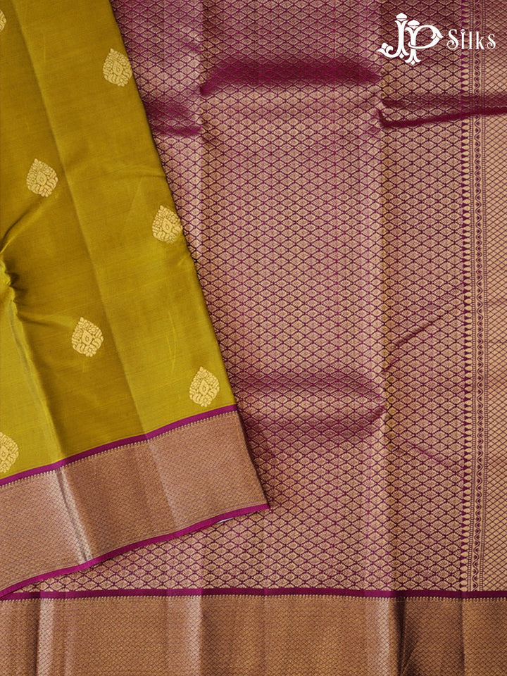 Mehandi Green & Dark Magenta Pure Silk Mix Saree - G929