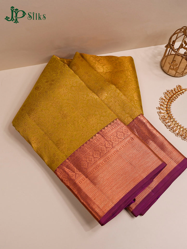 Mustard And Mulberry Purple Kanchipuram Silk Saree - D2808