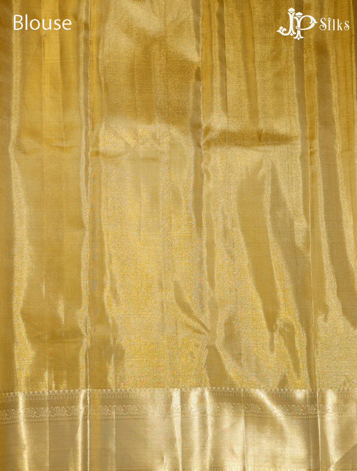 Gold Kanchipuram Silk Saree - G352