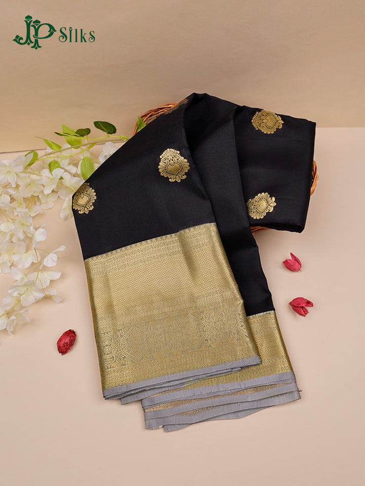 Black And Grey Pure Silk Mixed Saree - F3610