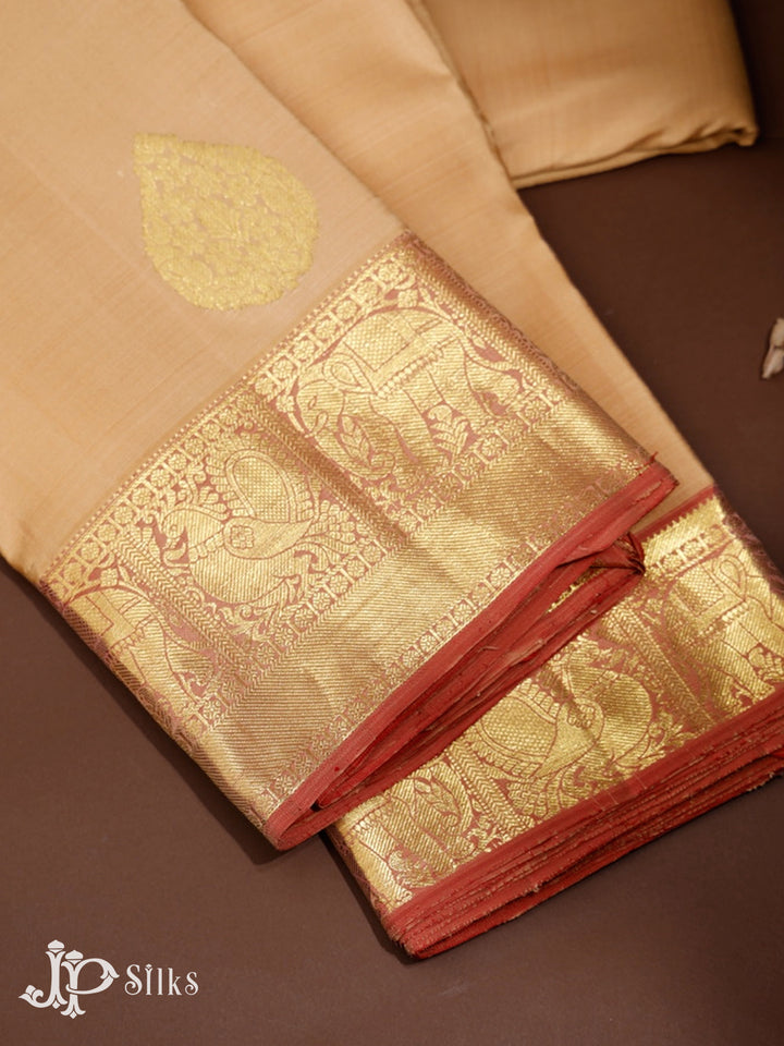 Cream and Onion Pink Kanchipuram Silk Saree - F6