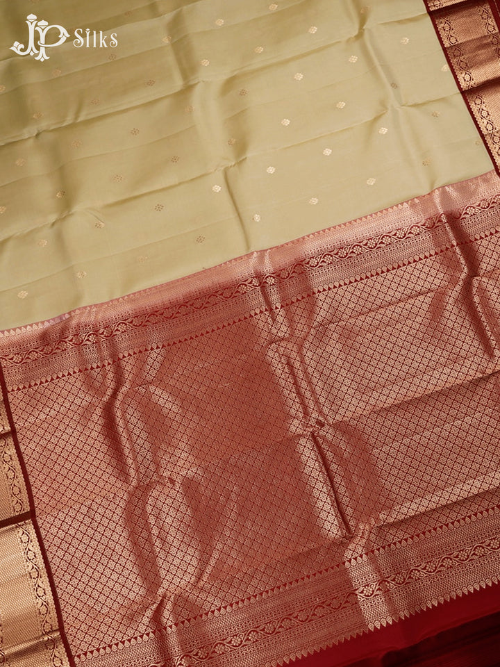 Beige And Maroon Pure Silk Mixed Saree - G65
