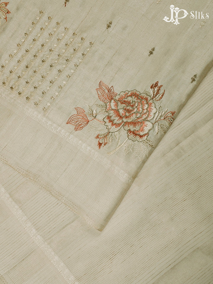 Off-White Semi Tussar Saree - G181