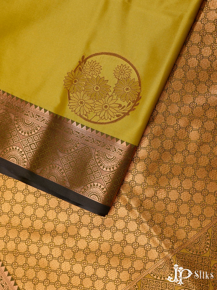 Green & Olive Green Semi Soft Silk Saree - F3590-view3