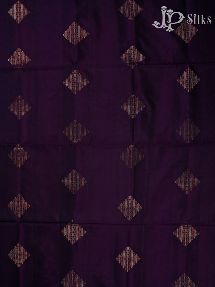 Dark Purple with Light Purple Soft Silk Saree - E4544 - View 6