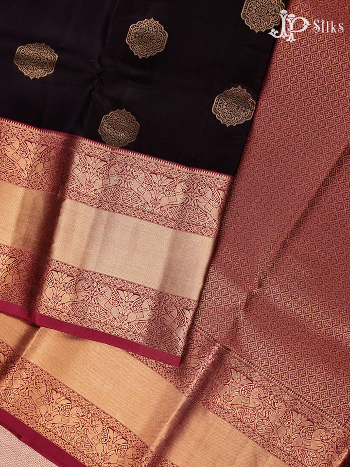 Black And Magenta Pink Pure Silk Mixed Saree - F3614