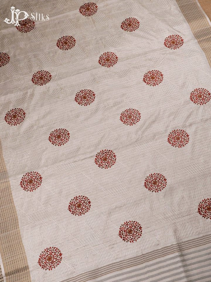 Off-White Semi Tussar Saree - G119