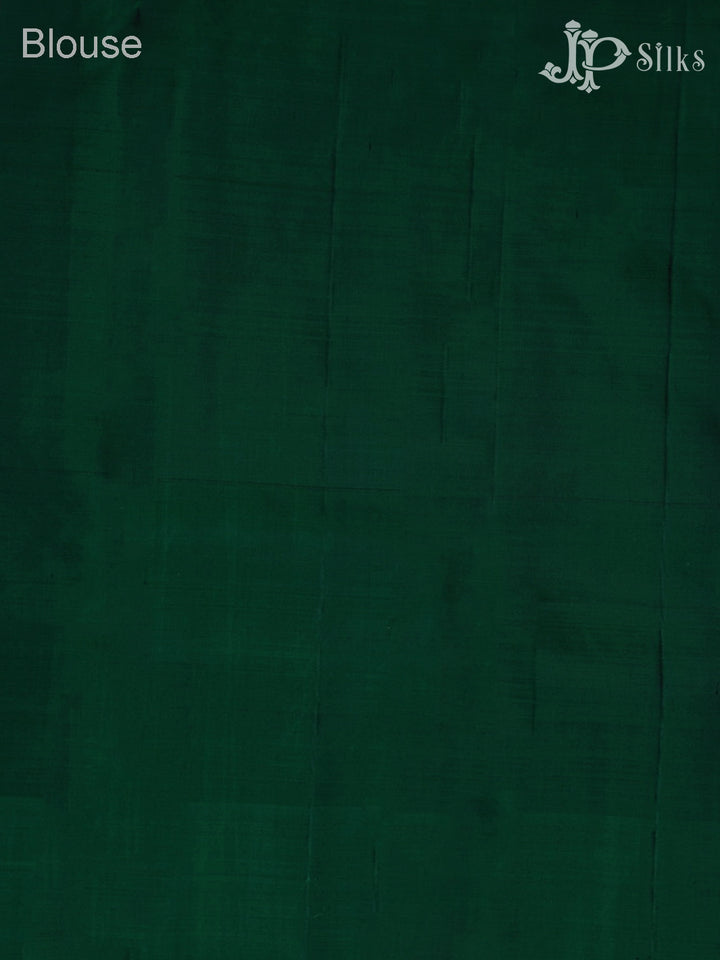 Magenta with Bottle Green Kanchipuram Silk Saree - F2339 - View 8