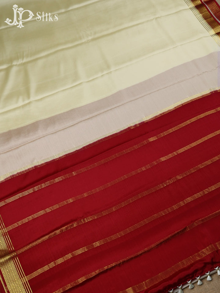 White with Red Mysore Silk Saree - E316 - View 3