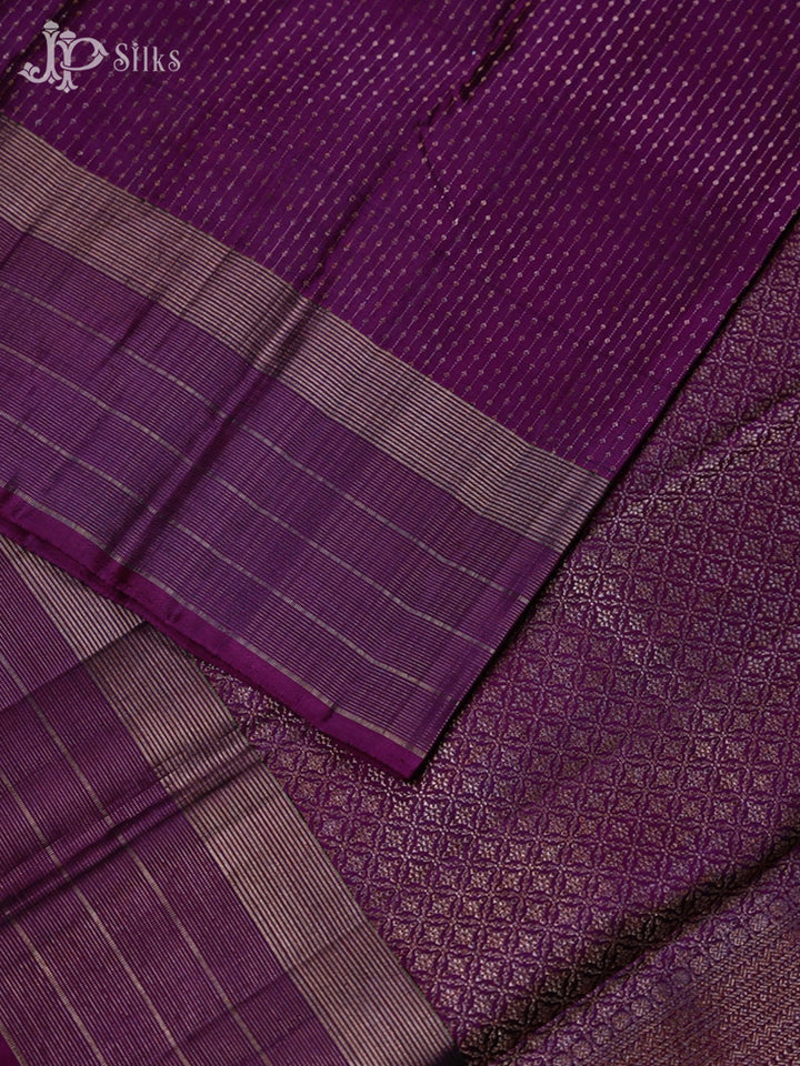 Dark Purple with Onion Pink Kanchipuram Silk Saree - E5218 - View 4