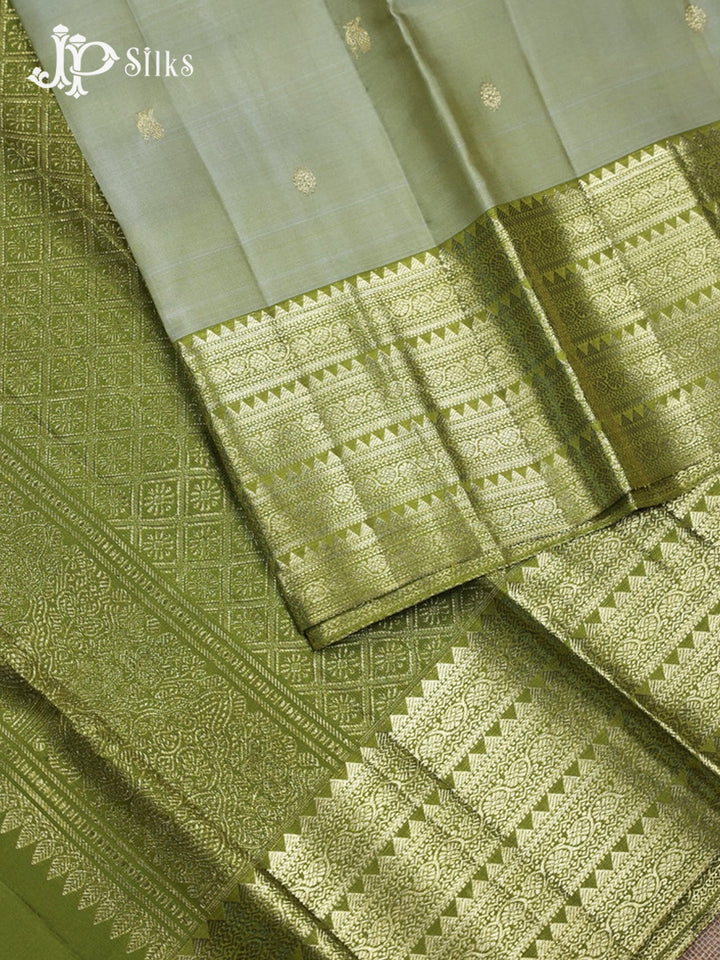 Light Green with Olive Green Kanchipuram Silk saree - F2365 - View 4