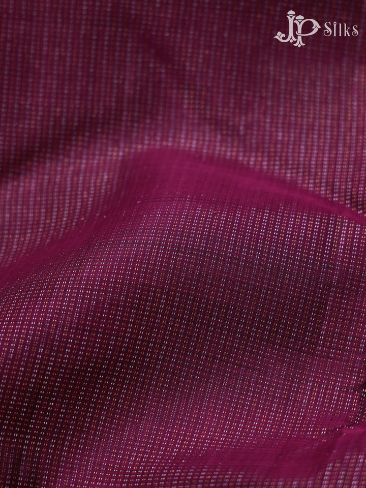 Magenta with Bottle Green Kanchipuram Silk Saree - F2339 - View 6