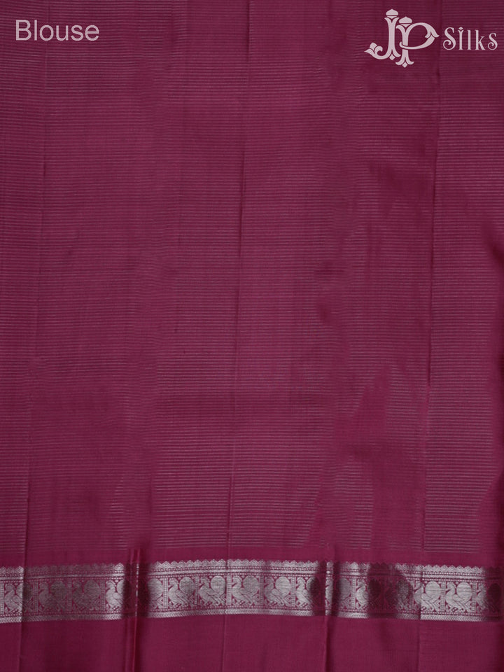 Lavender with Burgundy Pink Kanchipuram Silk Saree - F2366 - View 6