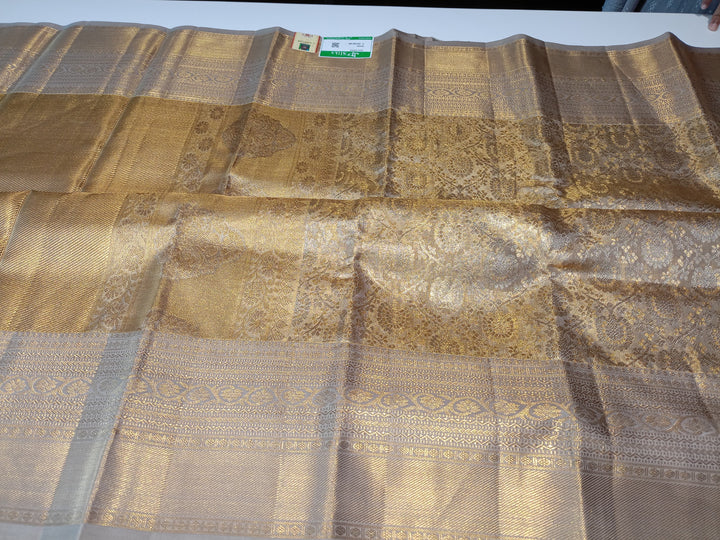 Gold Kanchipuram Silk Saree - E4586