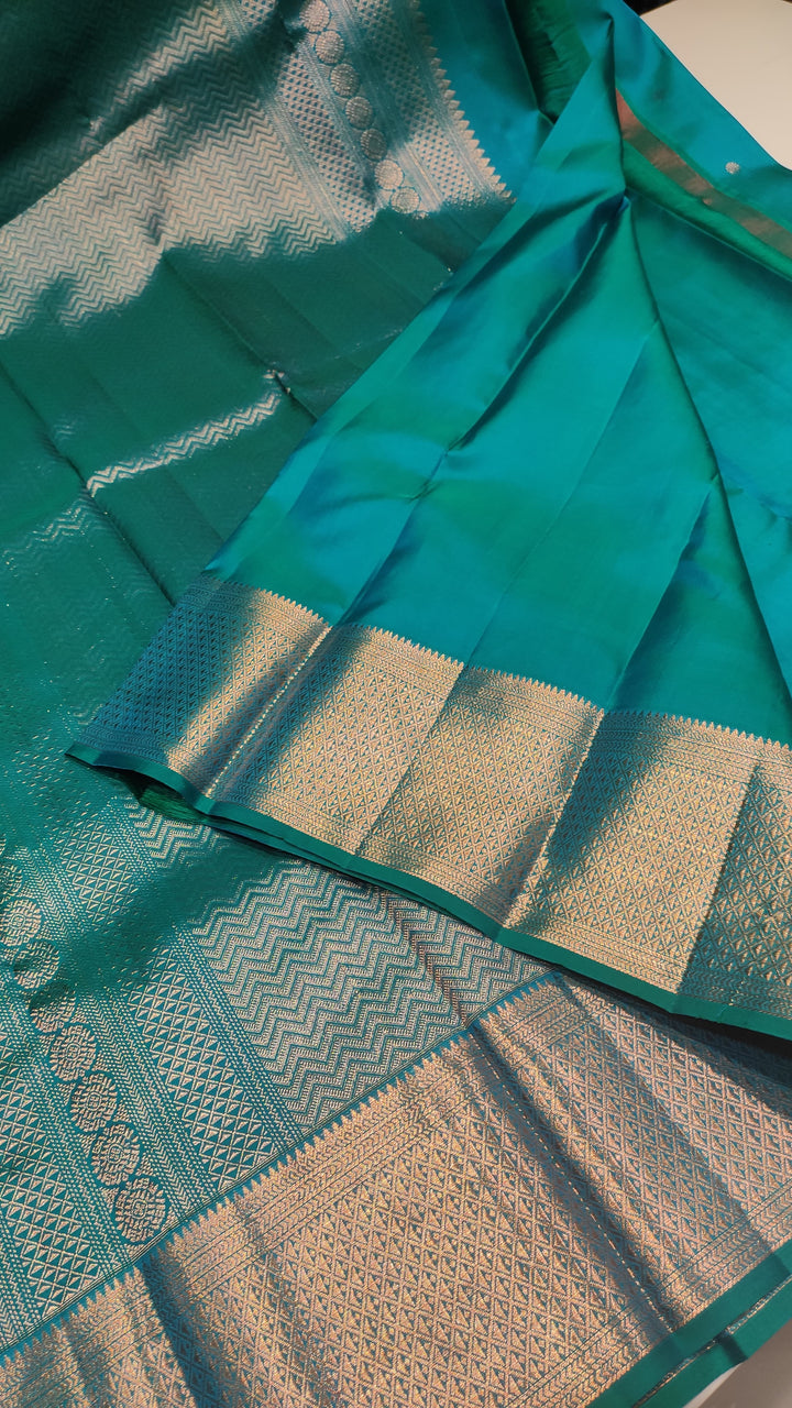 Peacock green Kanchipuram Silk Saree - F2364