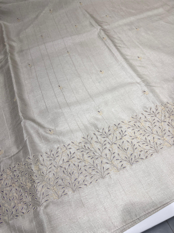 Off-White Semi Tussar Saree - G121