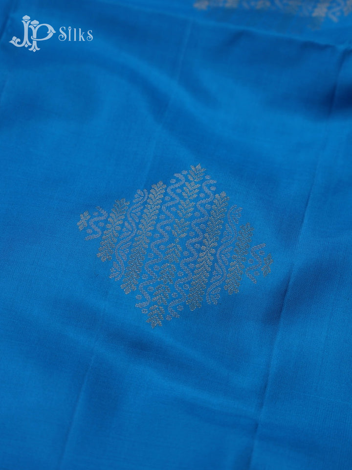 Dark Sky Bue & Off White Soft Silk Saree - D5880