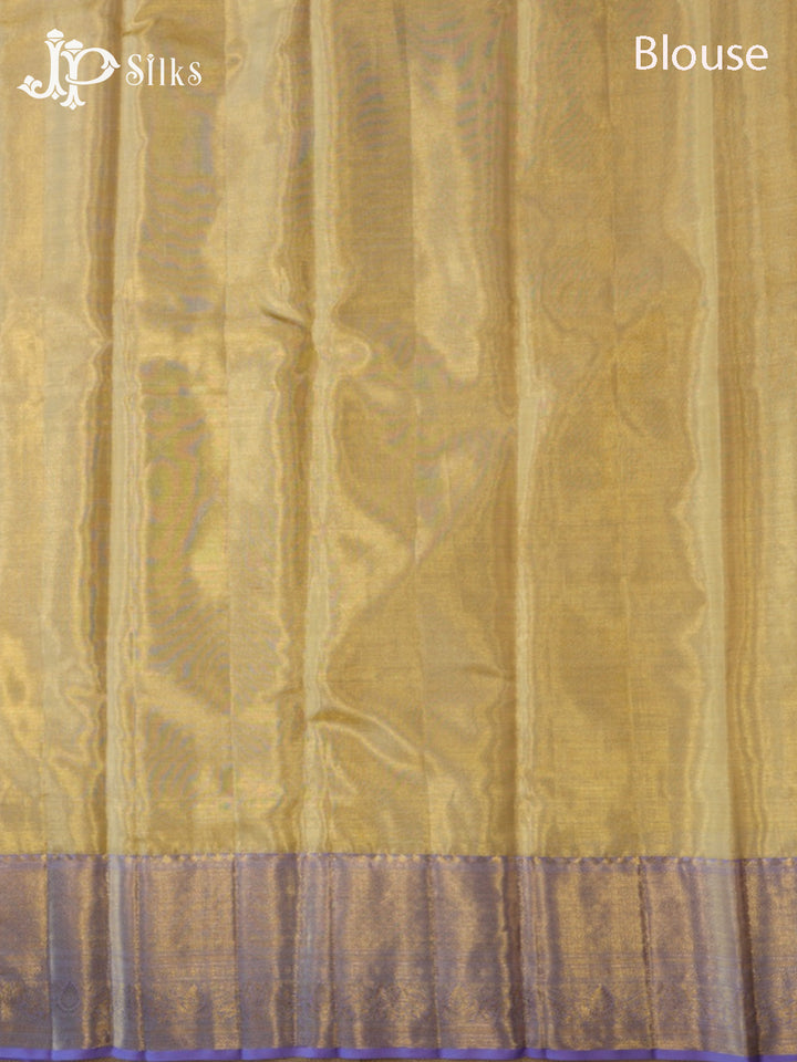 Gold Kanchipuram Silk Saree - G861