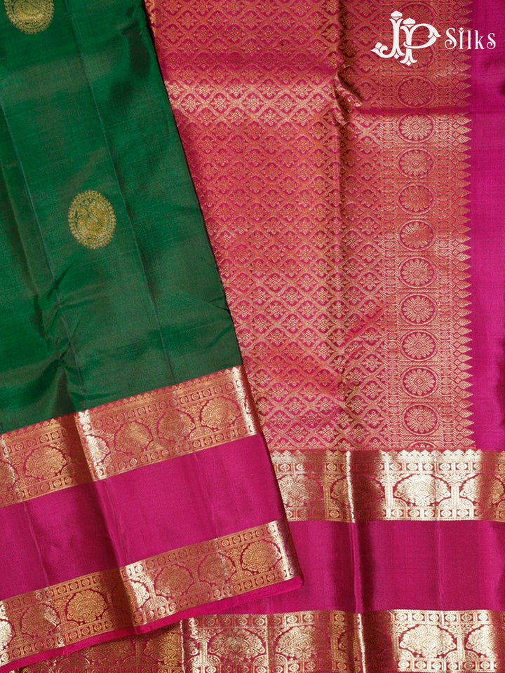 Bottle Green and Magenta Pink Kanchipuram Silk Saree - G363 “View2”