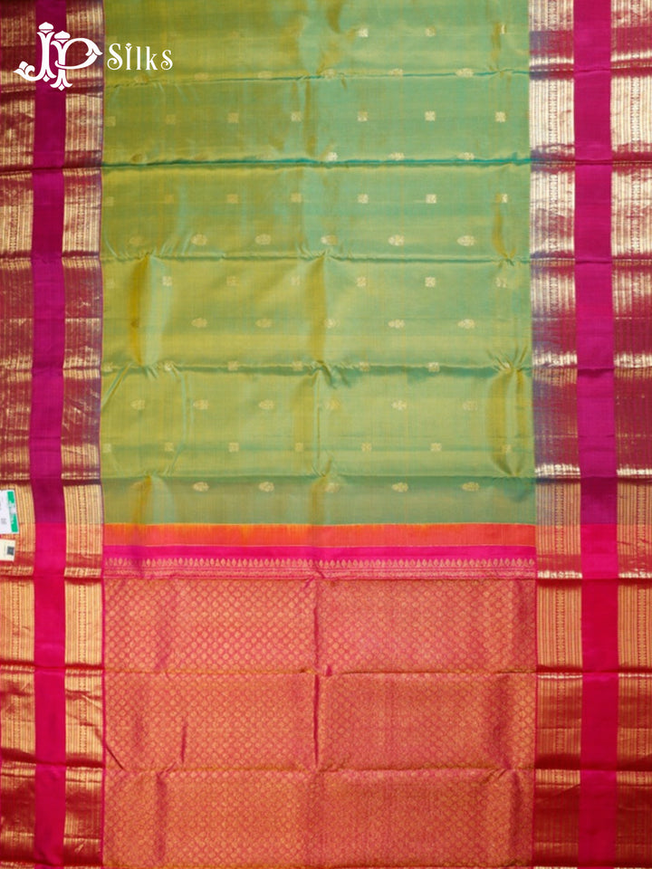 Dual Shade Green And Dark Pink Kanchipuram Silk Saree - F3374