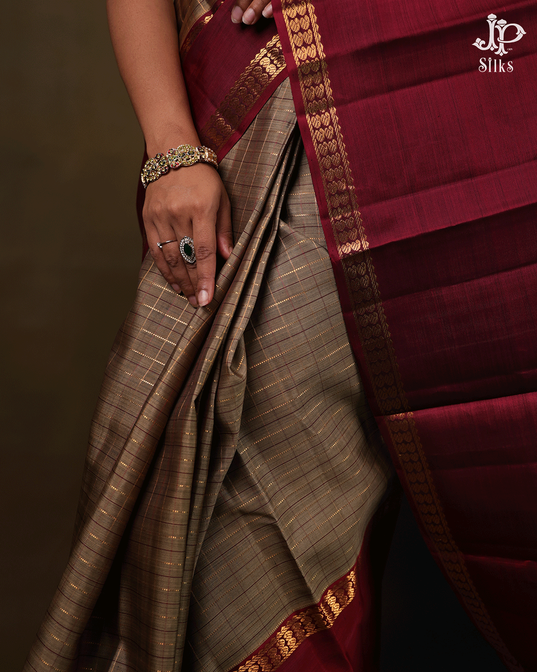 Grey with Maroon Kanchipuram Silk Saree - F2205