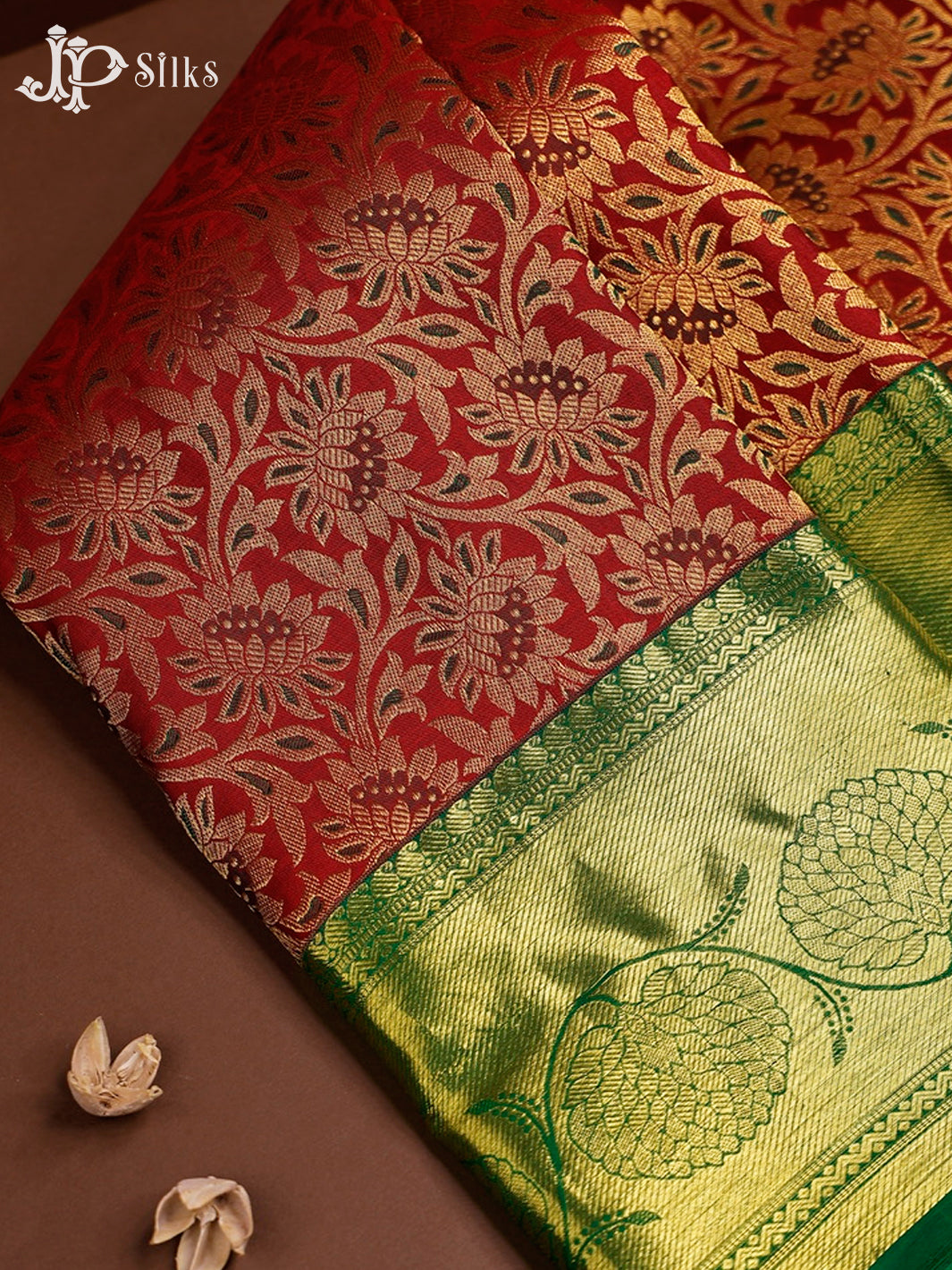 Maroon And Dark Green Kanjivaram Silk Saree - E3612