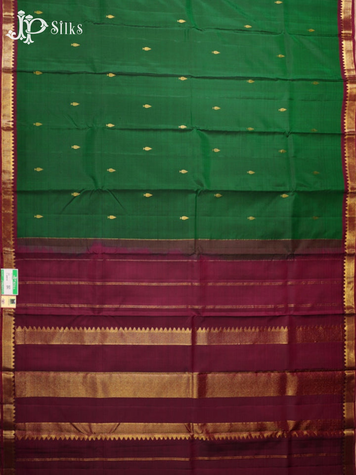 Bottle Green & Maroon Kanchipuram Silk Saree - G865
