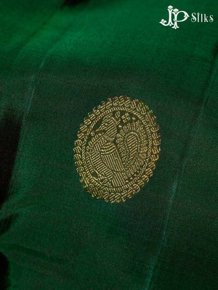 Bottle Green and Magenta Pink Kanchipuram Silk Saree - G363 “View5”