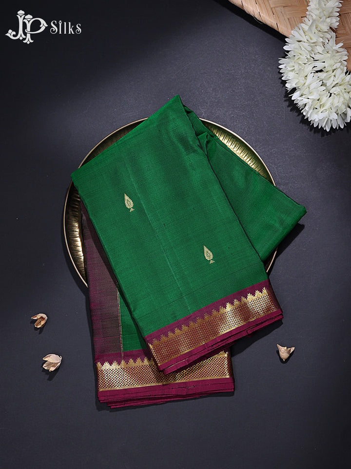 Bottle Green & Maroon Kanchipuram Silk Saree - G865