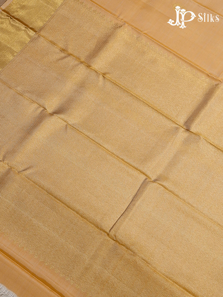 Cream Gold Kanchipuram Pure Silk Saree - E4997