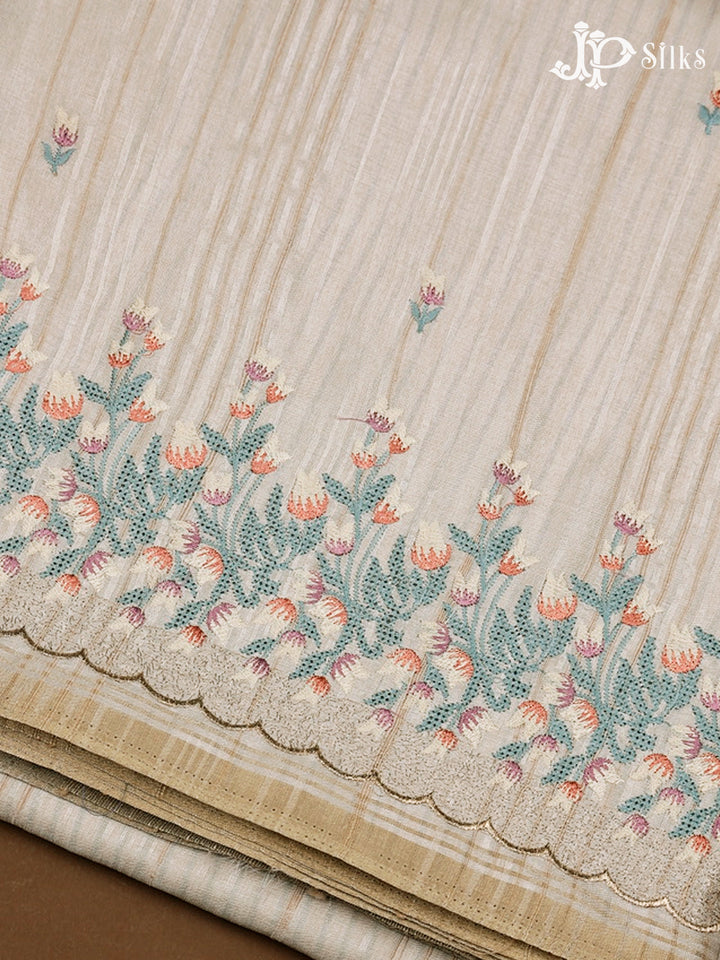 Off-White Semi Tussar Saree - G182
