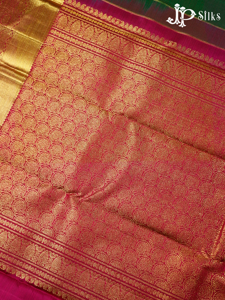 Bottle Green and Pink Kanchipuram Silk Saree - G364 “View3”