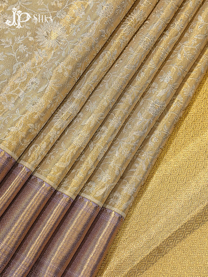Gold Kanchipuram Silk Saree - G861