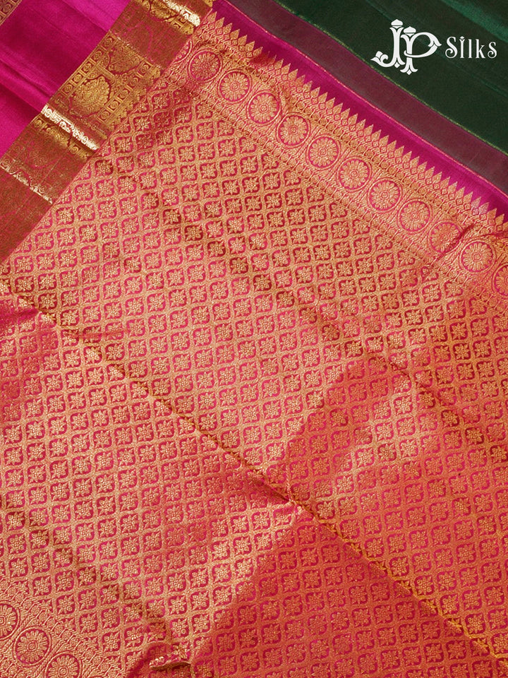 Bottle Green and Magenta Pink Kanchipuram Silk Saree - G363 “View4”