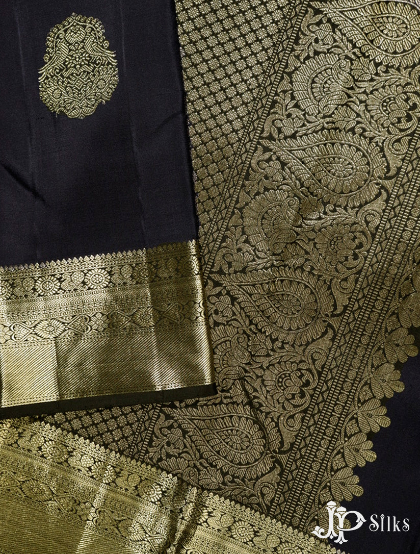 Black Kanchipuram Silk Saree - G690-view3