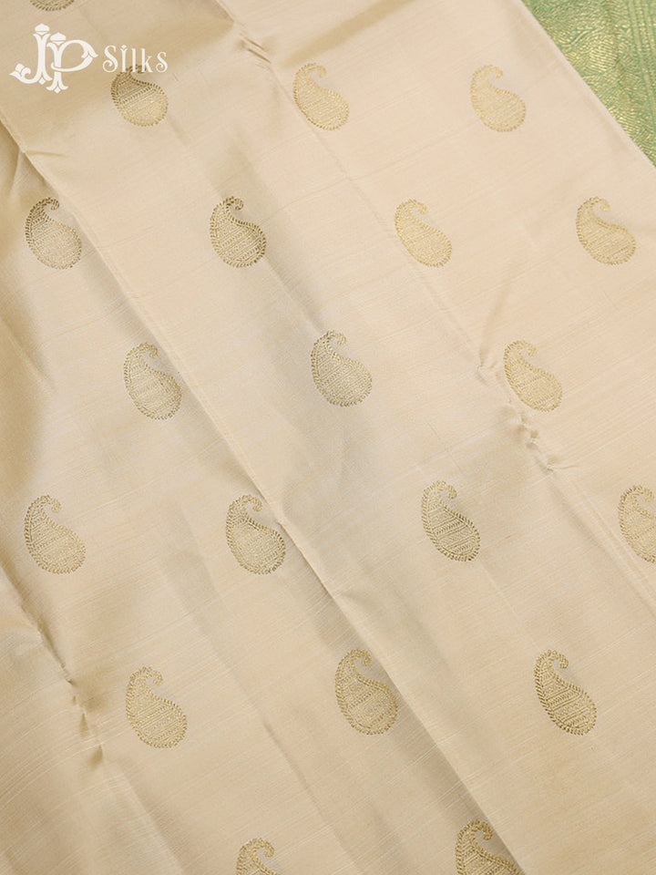 Off White & Pista Green Kanchipuram 2G Zari Silk Saree - H10