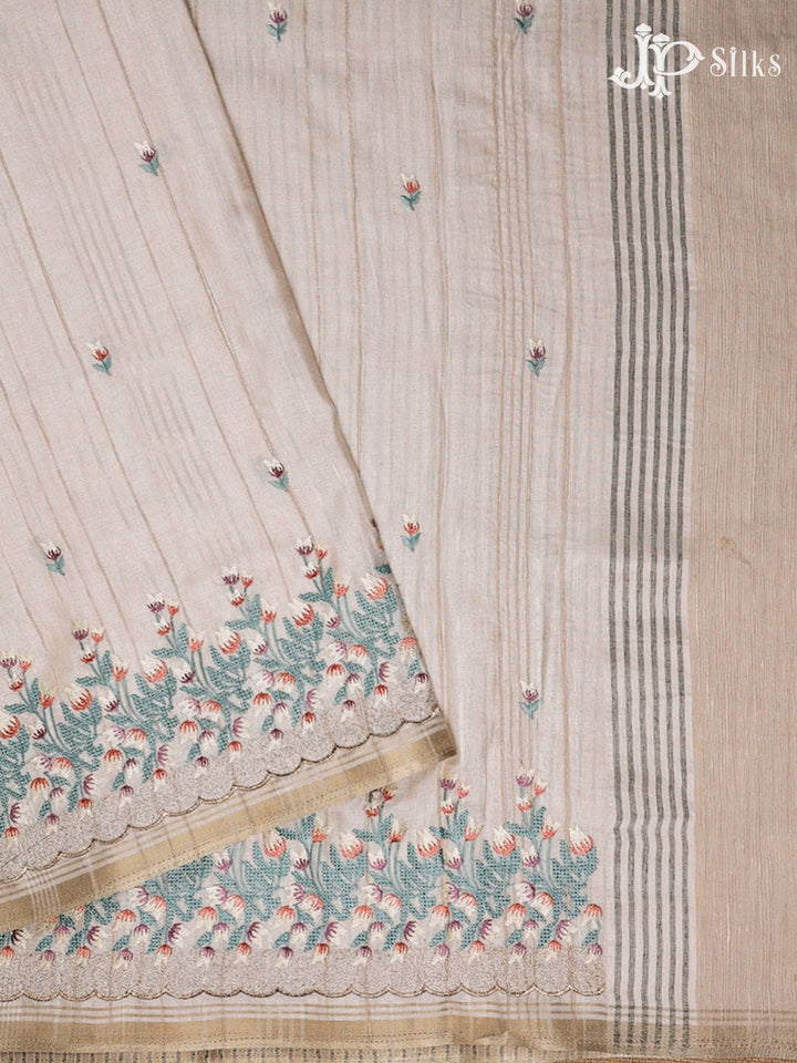 Off-White Semi Tussar Saree - G182
