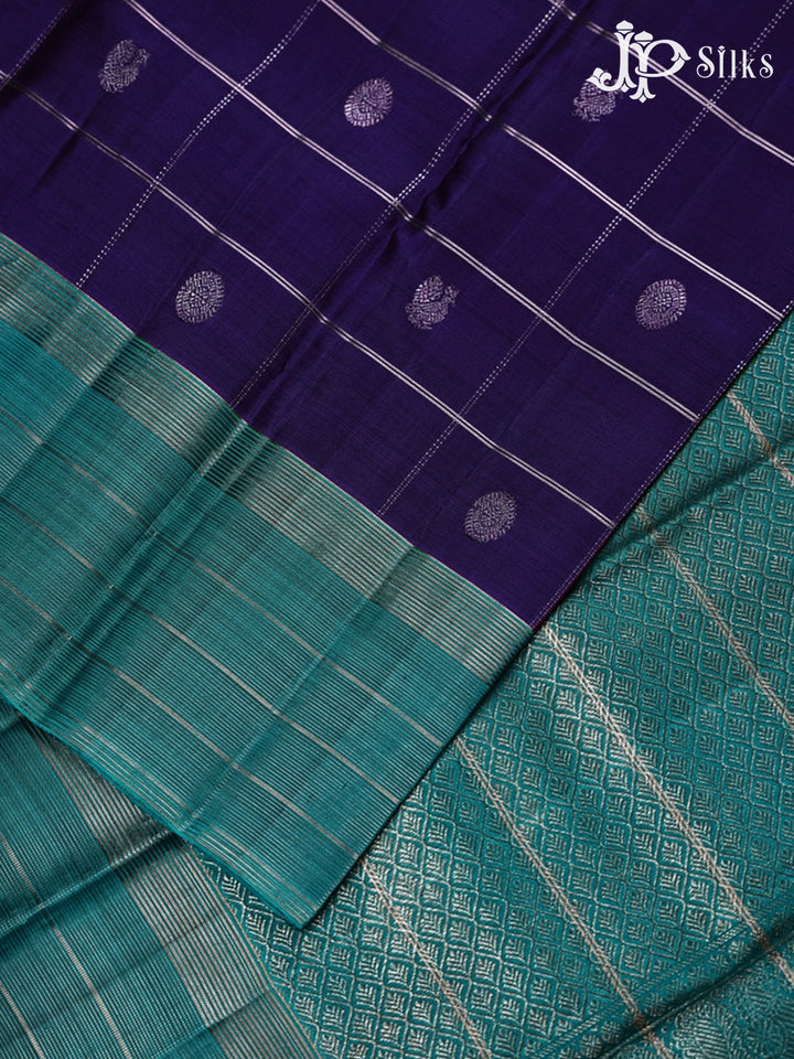 Blue with Teal Blue Kanchipuram silk Saree - E5206 - View 4