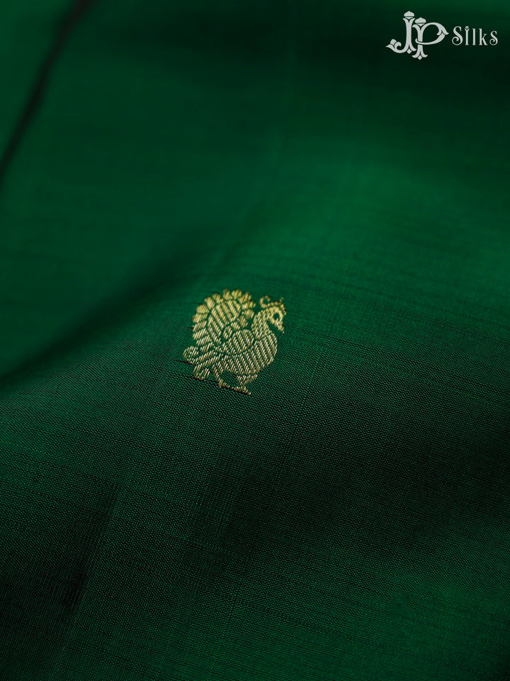 Bottle Green Kanchipuram Pure Silk Saree - F3474